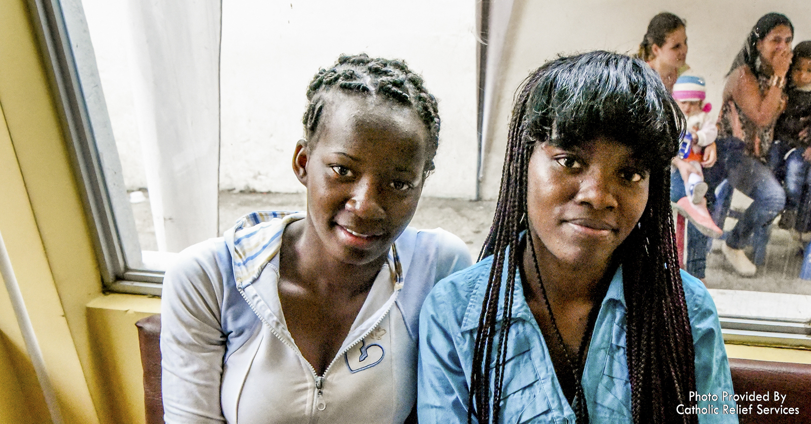 These two young girls are sisters who are seeking refugee like many others. They have faced many difficulties since they have been in Ecuador.