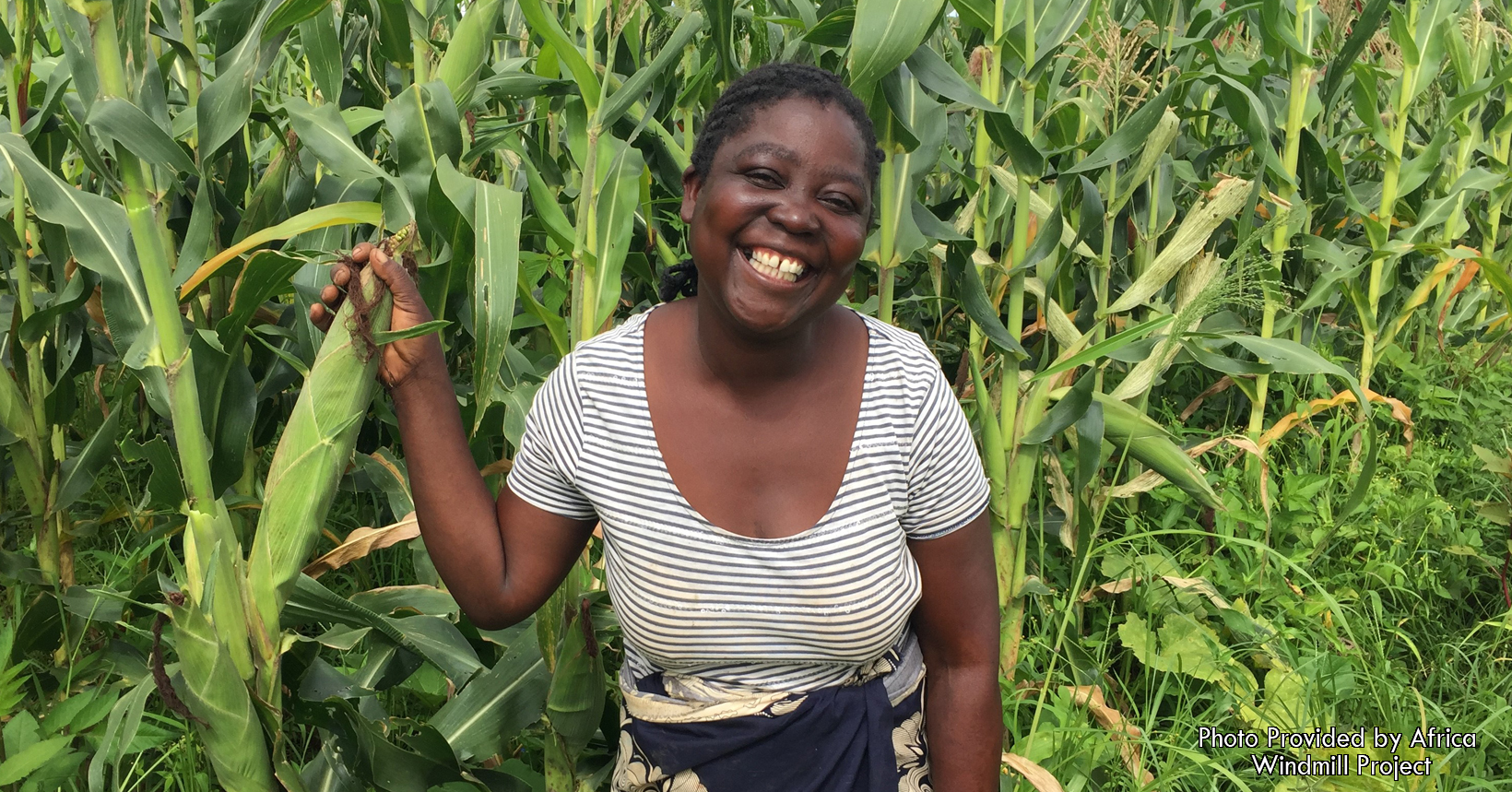 Mercy Kamdambo is a single mother of 4 children. She is the lead farmer in her village and got her first windmill in 2020.